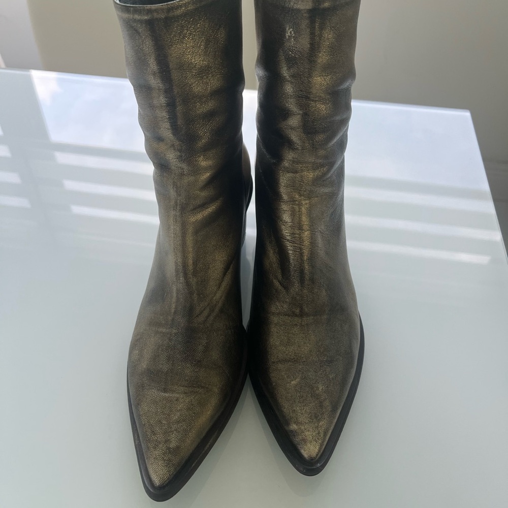 Gold Ankle Boots with Pointed Toe and Textured Finish